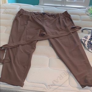 Torrid size 4 dressier pointe pant